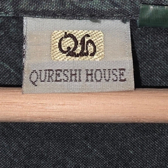 Velvet Embroidered Button-Up Top - Picture 7 of 11